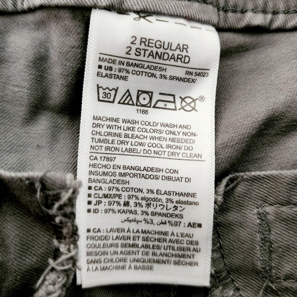 Old Navy Pixie Chino Ankle Pants in Graystone Women's Size 2 Neutral Cropped EUC - Picture 4 of 5